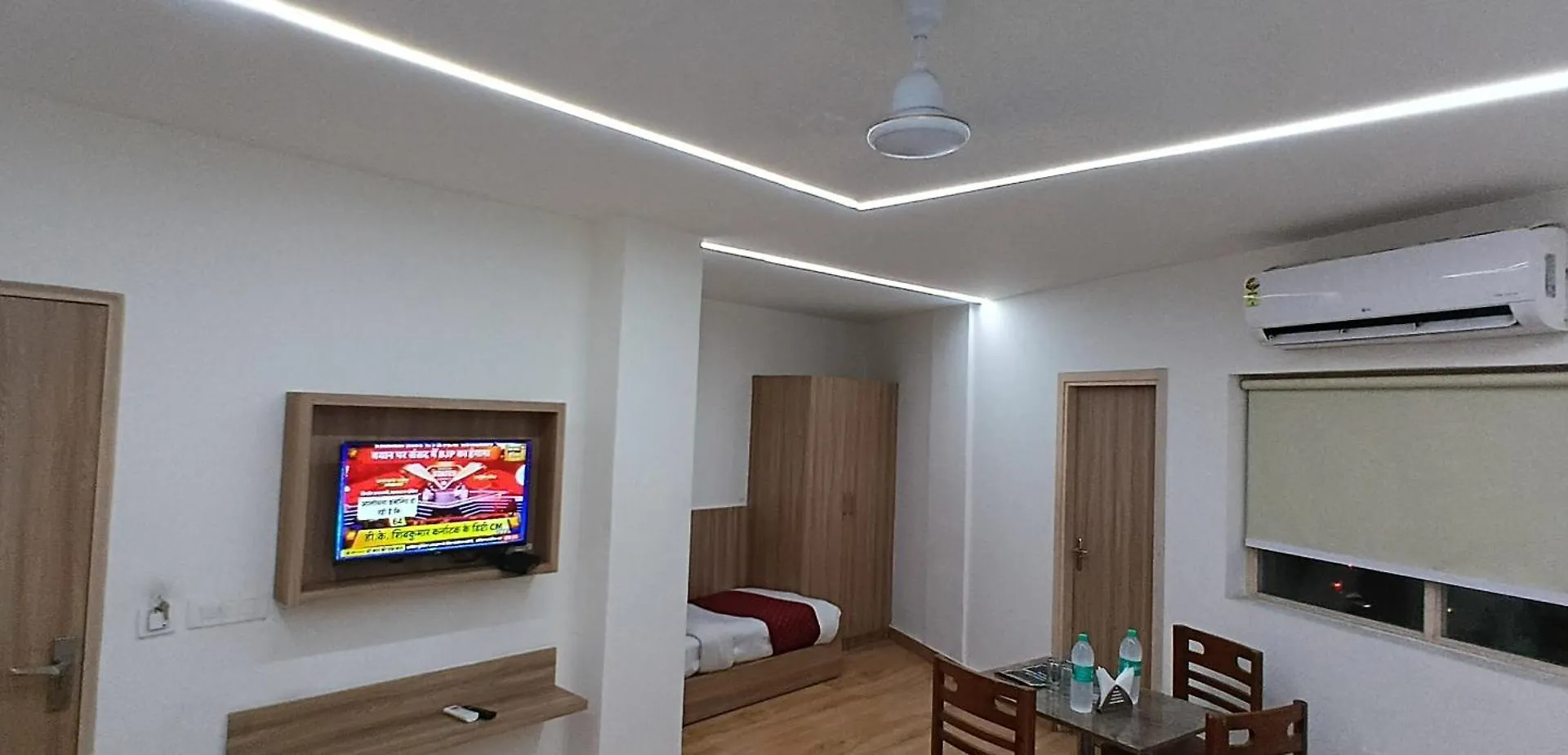 Hotel The Metropolitan Plaza Near Igi Airport Delhi New Delhi India